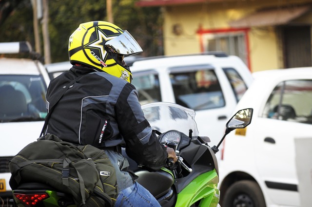 A子が「俺たちと遊ぼうよ」とバイクに乗ったDQN集団に囲まれヤバイ状況になった。すると…